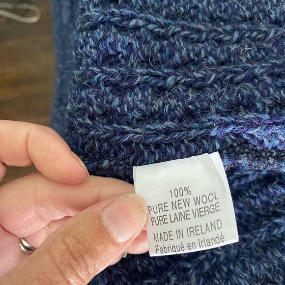 Aran Crafts Navy Wool sweater - Picture 5 of 15